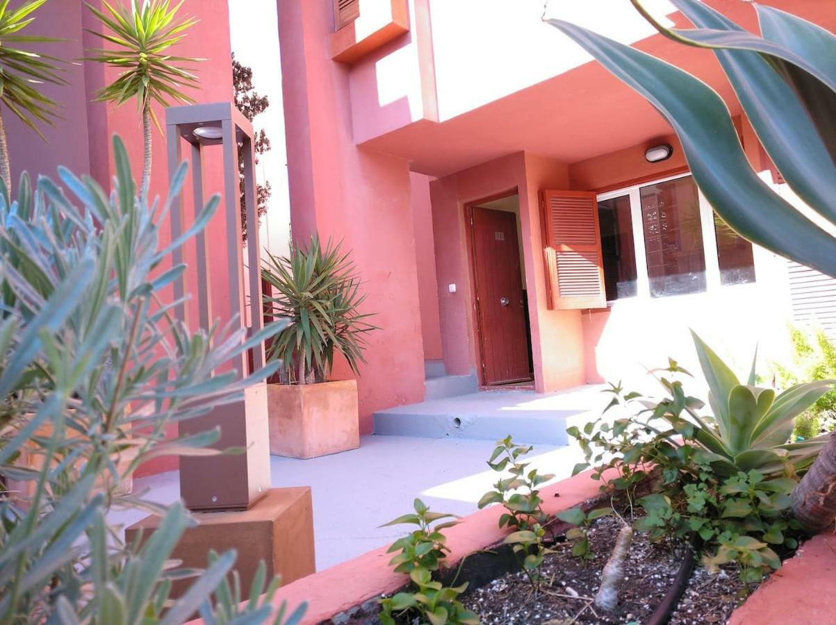 Estudio En La Muralla Roja Apartment Calp